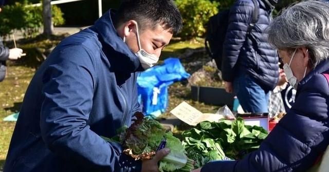 キニナル農家サンヲピックアップ｜無農薬野菜に珍しい野菜♪無人島には秋田犬！？